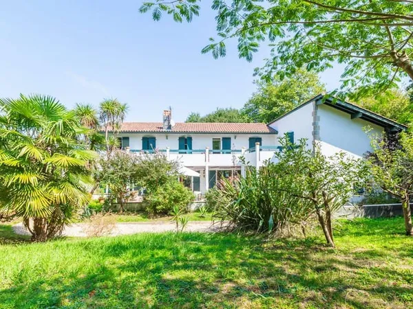 Maison 6 pièces 209 m²