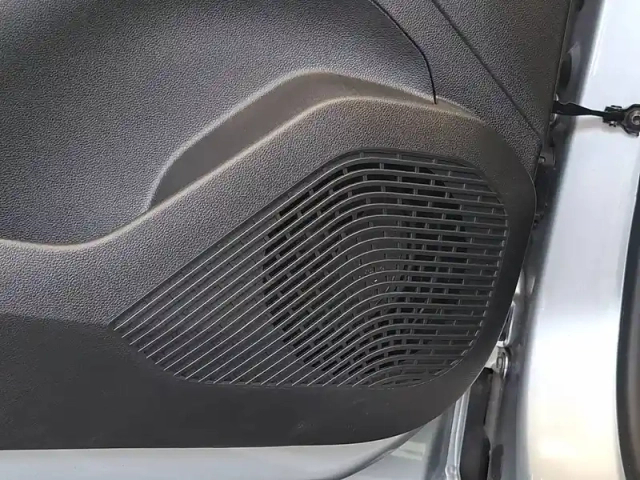 Renault Captur tce 140 - 21 — photo 38