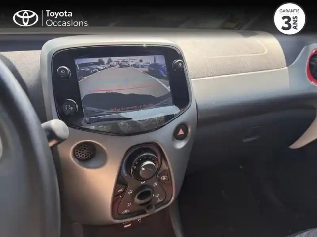 Toyota Aygo 1.0 vvt-i 72ch x-play 5p pack style car play — photo 15