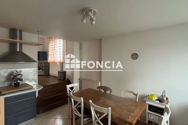 Maison 3 pièces 90 m²
