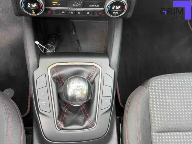 Ford Focus 1.5 ecoblue 120 s&amp;s — photo 10