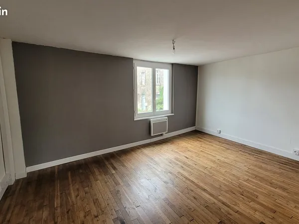 Maison de bourg à louer