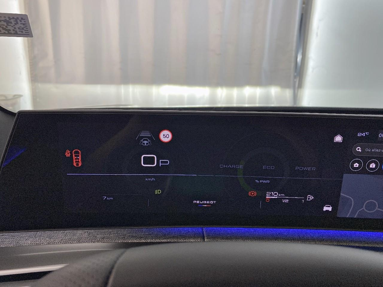 Peugeot 3008 hybrid 145 e-dcs6 gt — photo 13