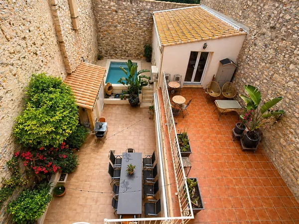 Maison 7 pièces 238 m²