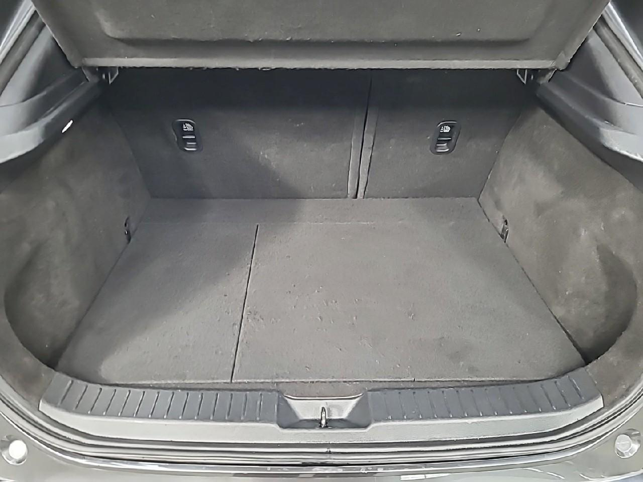 Mazda Cx-30 2.0l e-skyactiv g m hybrid 122 ch 4x2 bvm6 sportli — photo 14