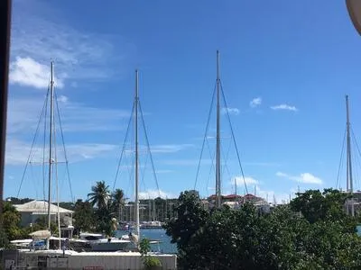 Appartement T2 DUPLEX avec vue sur la Marina