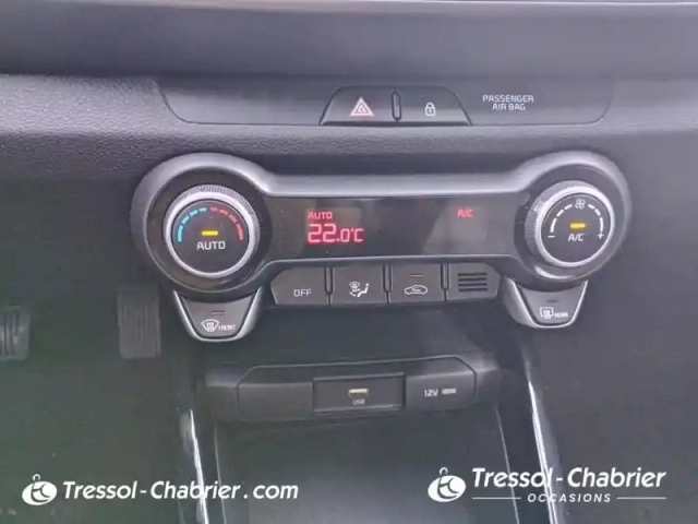 Kia Stonic 1.0 t-gdi 100 ch dct7 active — photo 22