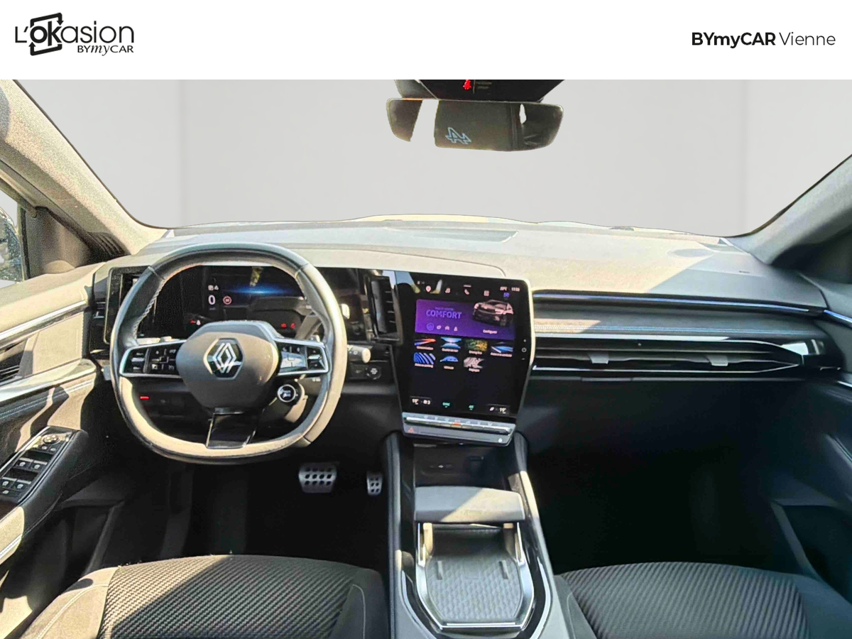 Renault Austral mild hybrid 160 auto — photo 9