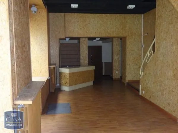 Location / Local Commercial