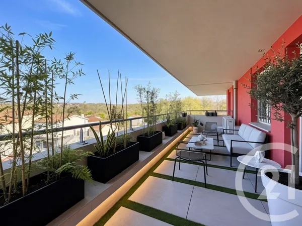 Appartement 5 pièces 96 m²