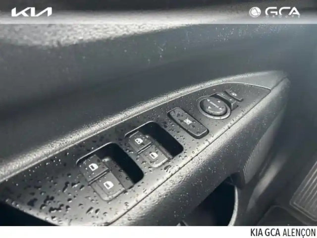 Kia Stonic 1.0 t-gdi 100ch active business dct7 — photo 12