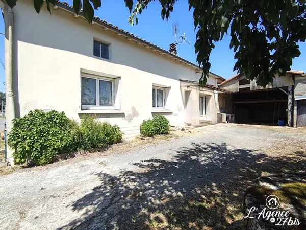 Brûlain - Maison en pierre, pain pied, 3 chambres.