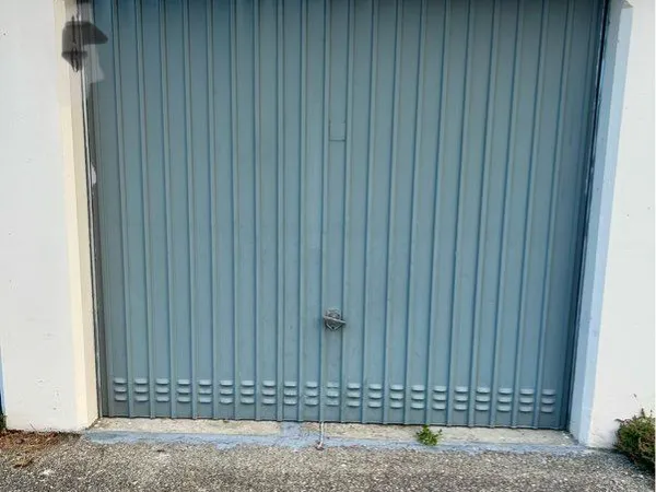 Garage à louer
