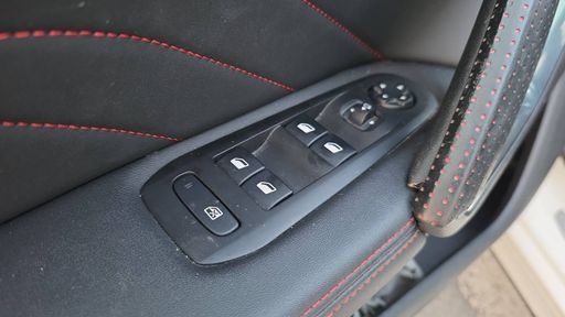 Peugeot 308 1.2 Puretech 130 EAT8 - GT Line – 2019 – 132202 km – Essence – Boîte Automatique — photo 36