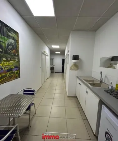 Opportunité plateaux de bureaux / activité diverses . visibl
