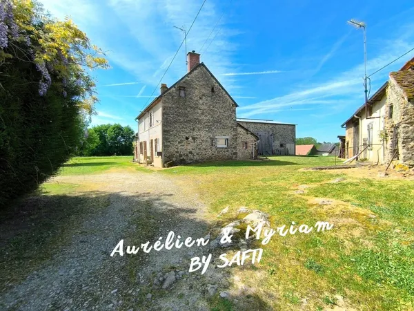 Fermette en pierre avec dépendances sur 5500m²