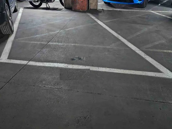 Parking 11 m²