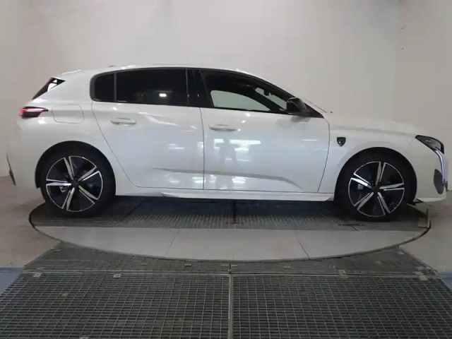 Peugeot 308 1.2 puretech 130ch s&amp;s gt eat8 — photo 8
