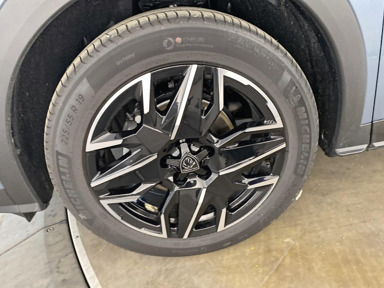 Peugeot 3008 hybrid 145 e-dcs6 allure — photo 11
