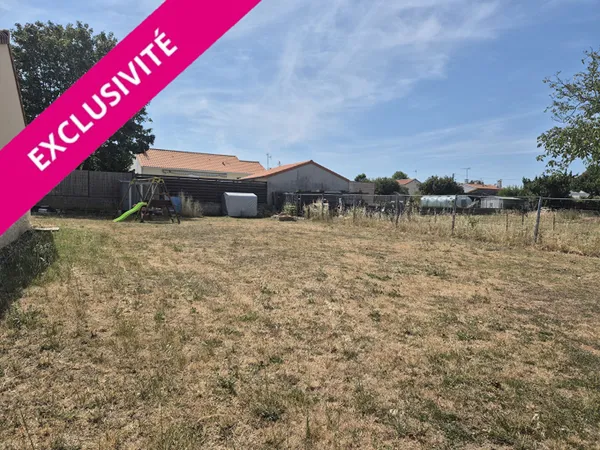 Terrain Constructible viabilisé 476 m2