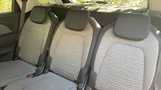 Citroen C4 Picasso 1.6 BlueHDi 100 - Feel Édition – 2015 – 149872 km – Diesel – Boîte Manuelle — photo 17