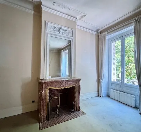 Appartement 5 pièces 160 m²