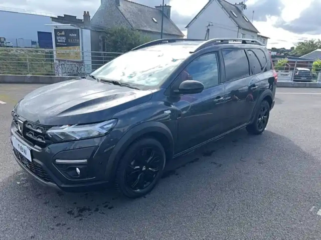 Dacia Jogger tce 110 7 places — photo 1