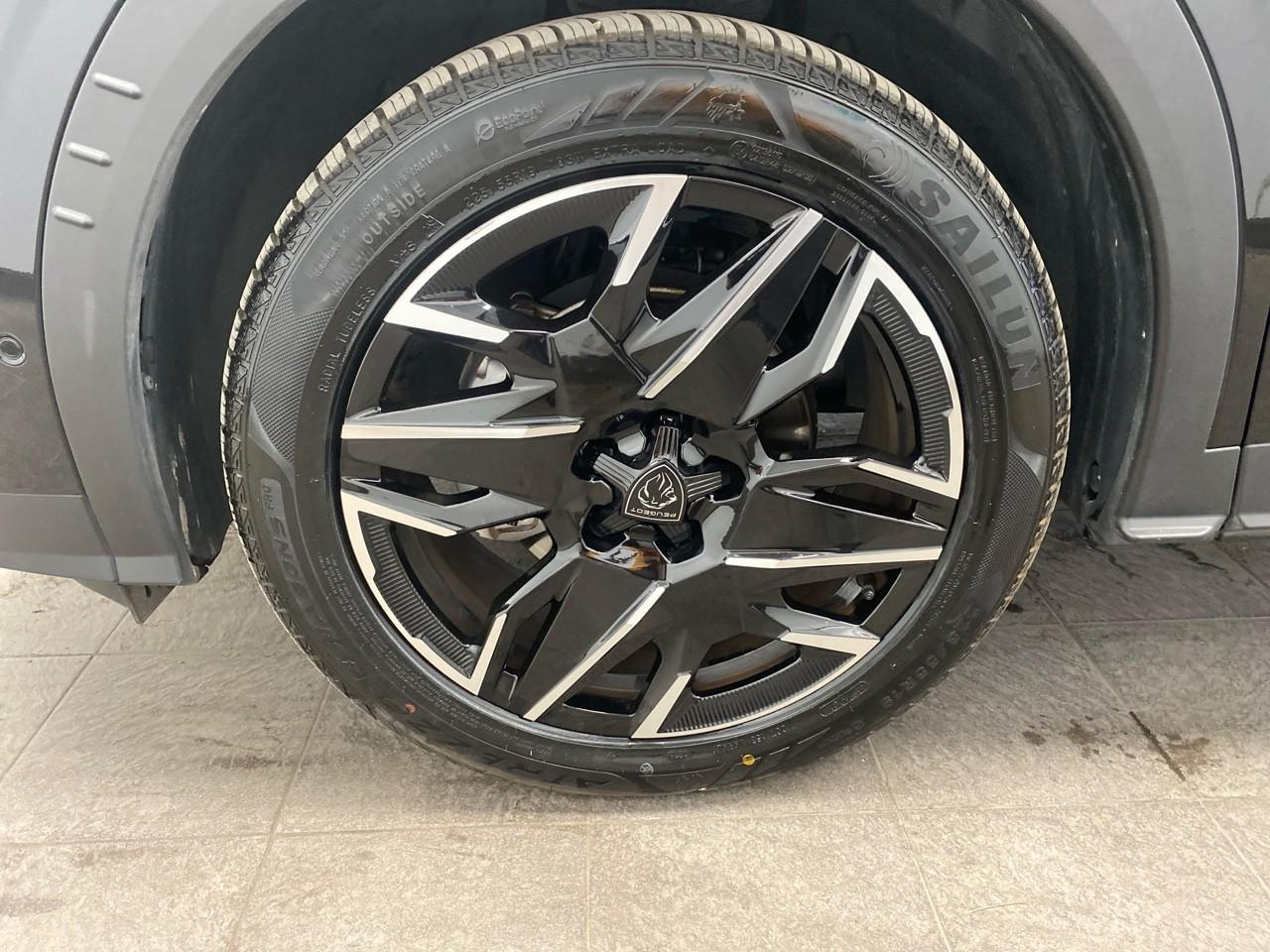 Peugeot 3008 hybrid 136 e-dcs6 gt — photo 11