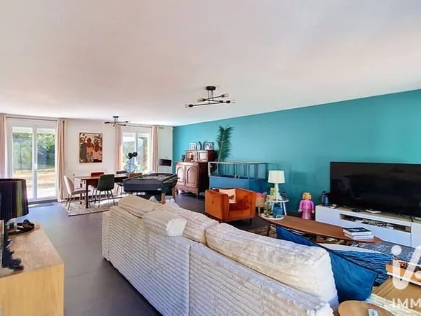 Maison 8 pièces 200 m²