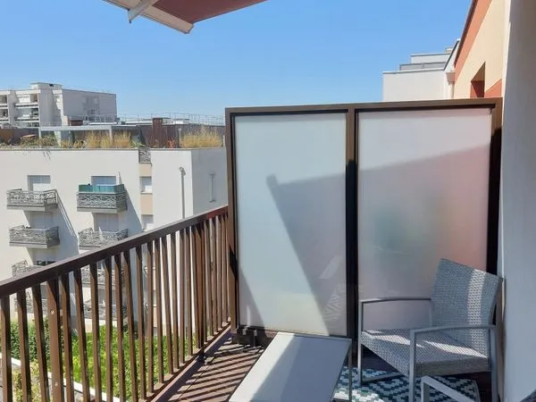 T2 lumineux 50 m² - Balcon plein Sud - Vue jardin - 5e étage - Aucun travaux - Box possible