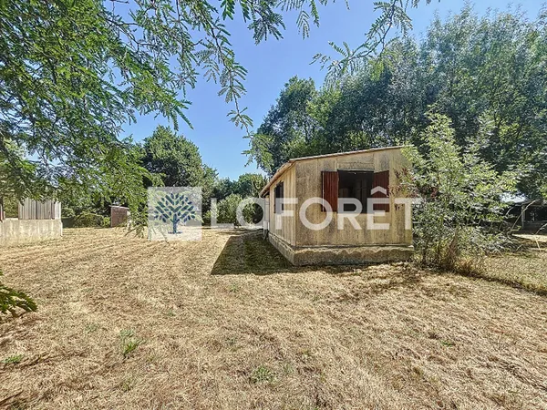 Terrain 613 m²