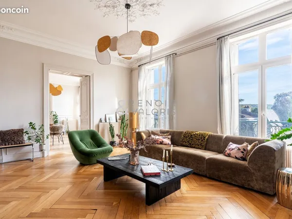 Appartement 6 pièces 200 m²