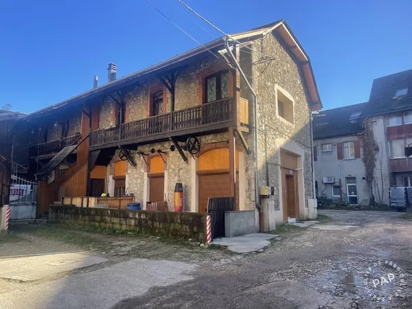 Immeuble 187 m²