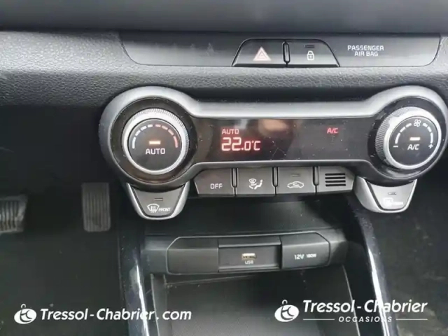 Kia Stonic 1.0 t-gdi 100 ch dct7 active — photo 22