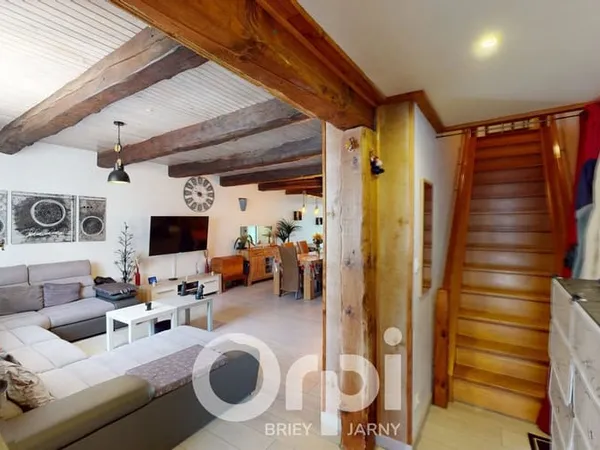 Maison 5 pièces 180 m²