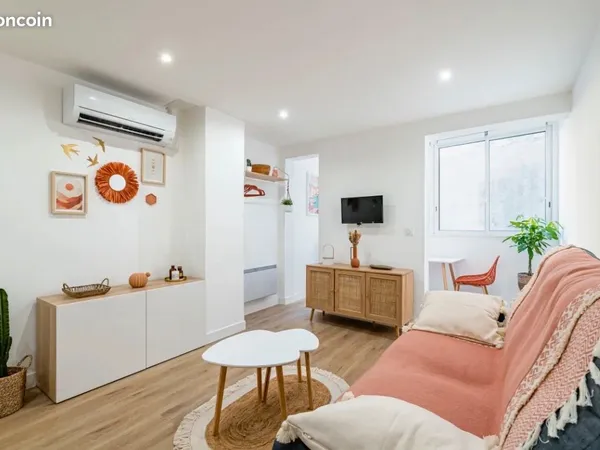 Location au mois studio cosy à cassis 30m2 / 900e par mois