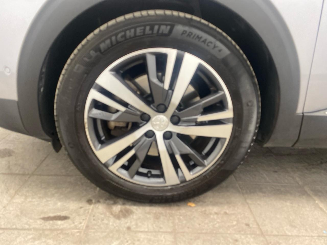 Peugeot 3008 hybrid 225 e-eat8 allure pack — photo 11