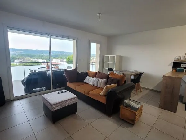 T2 récent avec grande terrasse - L'Isle-d'Abeau
