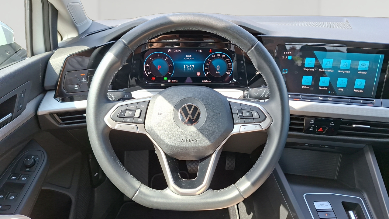 Volkswagen Golf 2.0 TDI SCR 115 DSG7 — photo 21