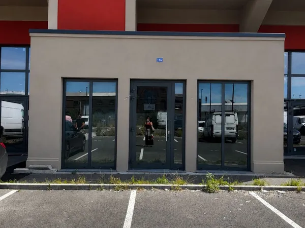 Local commercial 53 m²