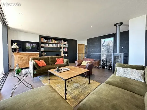 Propriété 10 pièces 150 m²