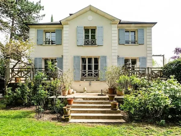 Maison 8 pièces 182 m²