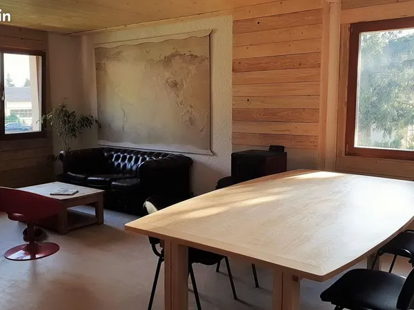 Bureaux / locaux disponibles dans espace de coworking