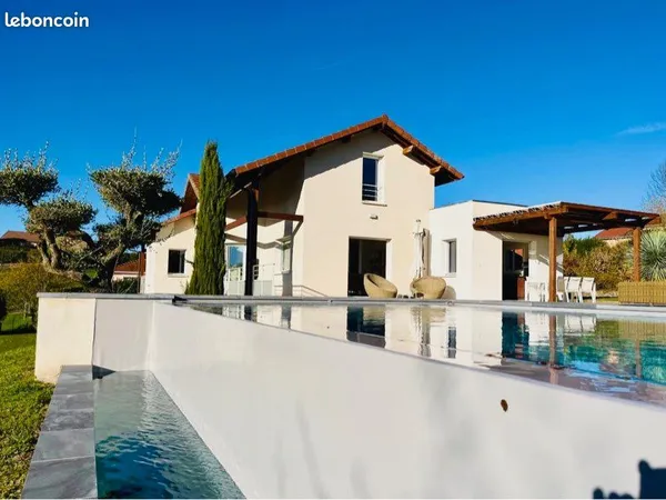 Maison d'exception proche Bourgoin Jallieu