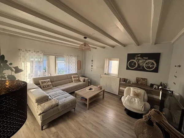 Maison, type F6, quatre chambres, 162 m² avec un terrain 550