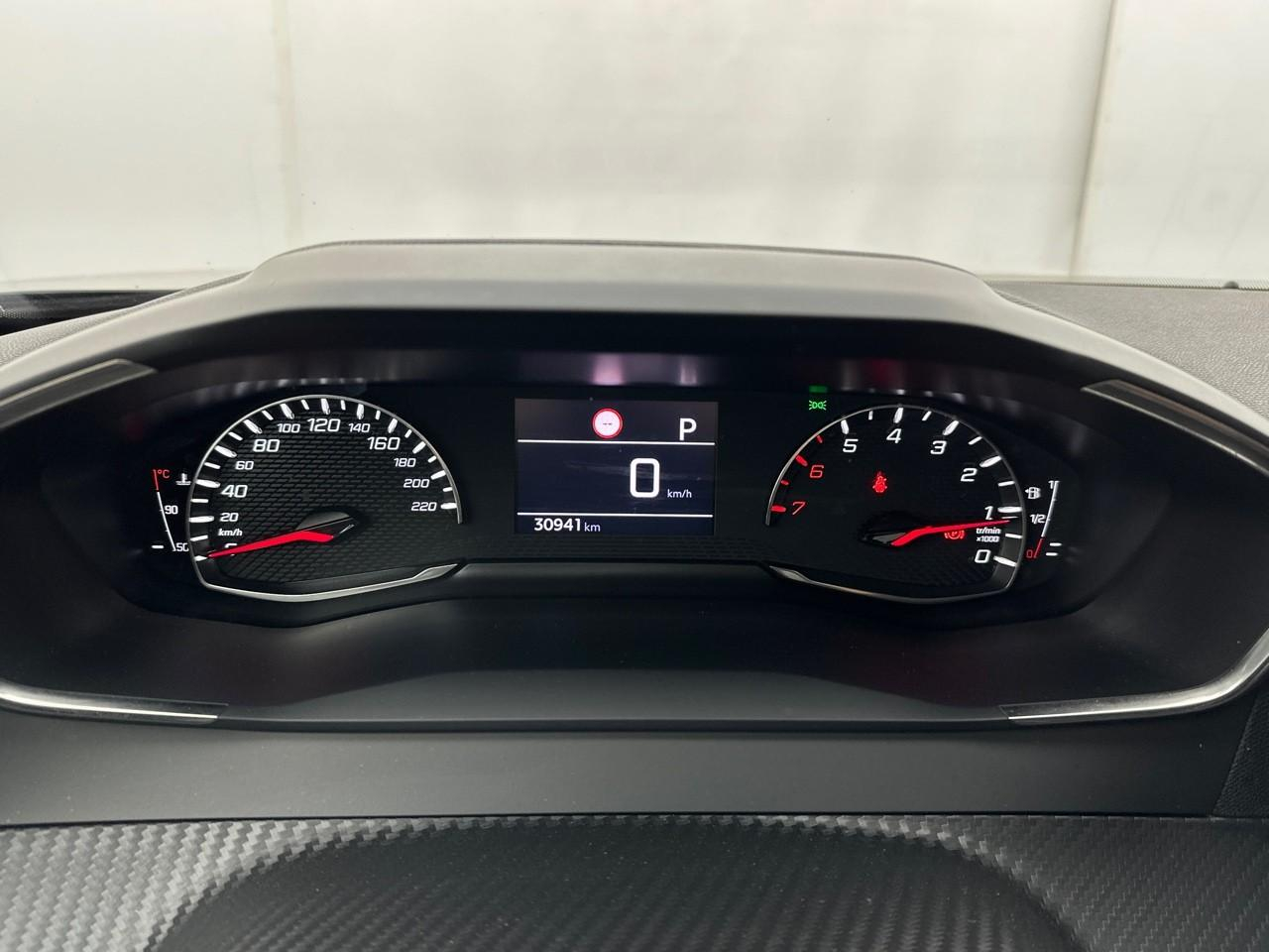 Peugeot 2008 puretech 130 s&s eat8 style — photo 21