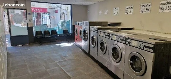 Laverie automatique + dogwash
