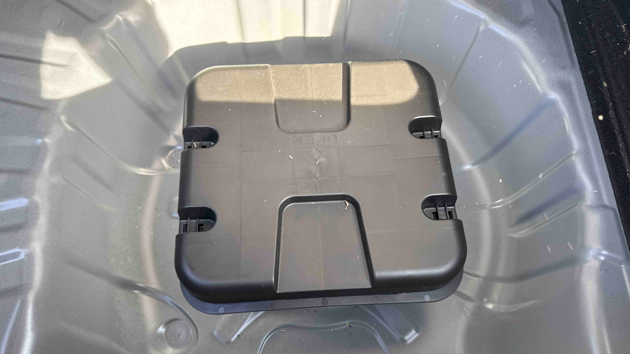 Renault Clio TCe 90 — photo 15
