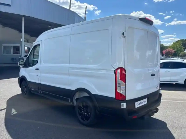 Ford Transit fourgon fg t310 l2h2 2.0 ecoblue 130ch trend — photo 2