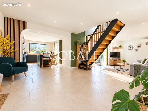 Maison 6 pièces 110 m²